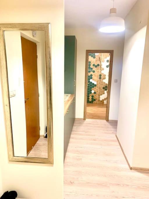 Brand New, Design Apartment Jojo, Oldtown, Balcony Pressburg Exterior foto